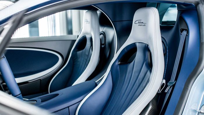 Bugatti Chiron Profilee đã thiết lập kỷ lục mới với mức giá đấu giá 300 tỉ đồng - Ảnh số 11.