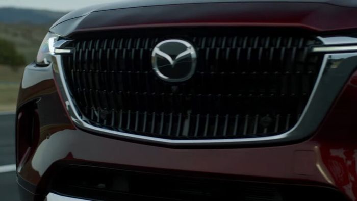 Mazda CX-90 lộ diện lần cuối trước ngày ra mắt: Độ sang trọng rõ nét - Hình 1.