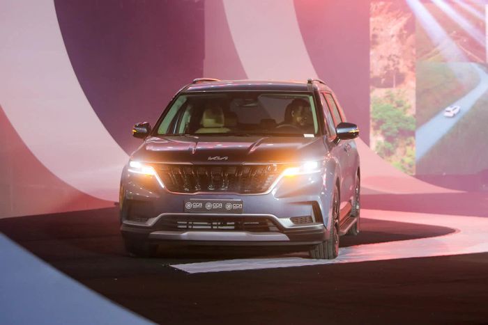 Kia Carnival vượt trội so với đối thủ, giành chiến thắng trong hạng mục ‘Hàng ghế sau xe phổ thông năm 2022’ - Ảnh 5.