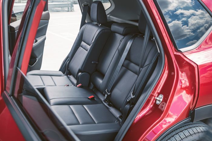 Nissan X-Trail 2023 có giá lên đến 840 triệu đồng khi quy đổi: Dễ dàng nhập khẩu vào Việt Nam sau thời gian trì hoãn do dịch - Hình ảnh 8.