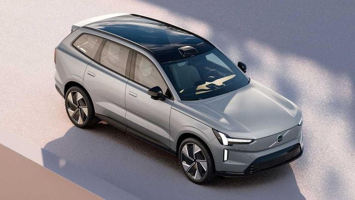 Volvo Malaysia dự kiến sẽ xuất khẩu xe sang Việt Nam từ năm 2023, trong đó có mẫu EX90 - Ảnh 2.