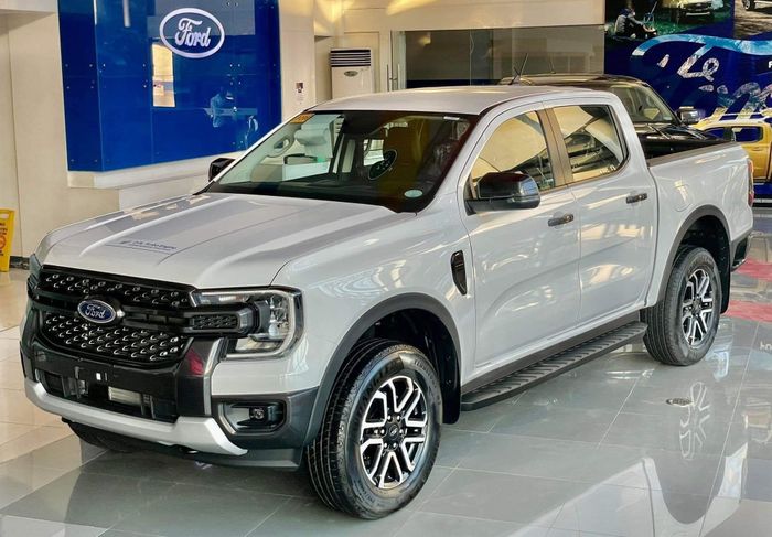 Thông tin chi tiết về trang bị của Ford Ranger Sport sắp ra mắt Việt Nam: Giá 864 triệu đồng - Hình 2.