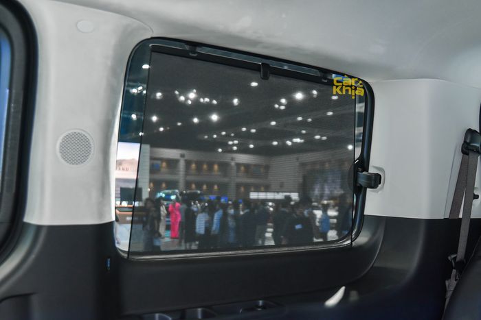 Thêm chiếc Jeep mới với màu sắc khác, ông Đặng Lê Nguyên Vũ nói siêu xe chỉ để đi cho vui thôi.