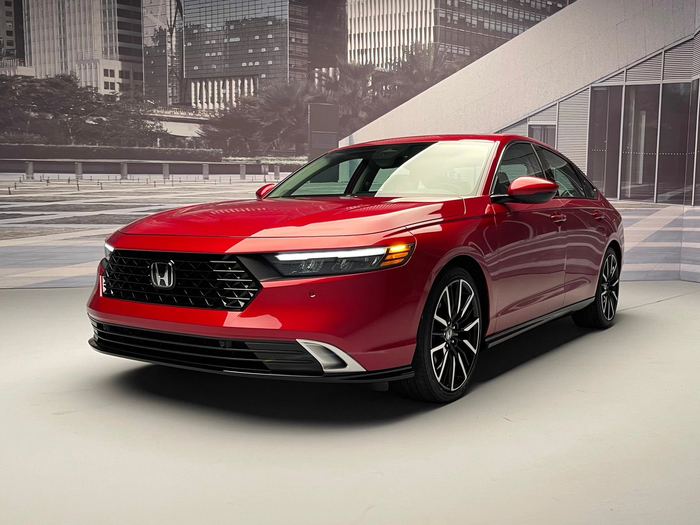 Honda Accord 2023 định giá từ 666 triệu đồng: Nhiều công nghệ mới, động cơ hybrid cạnh tranh Camry - Ảnh 2.