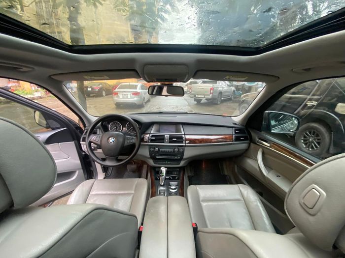BMW X5 đang được rao bán với mức giá ngang ngửa với i10: Người bán cam kết xe nguyên bản, 'động cơ hoạt động mạnh mẽ đảm bảo không có một tiếng động nào' - Hình ảnh 3.