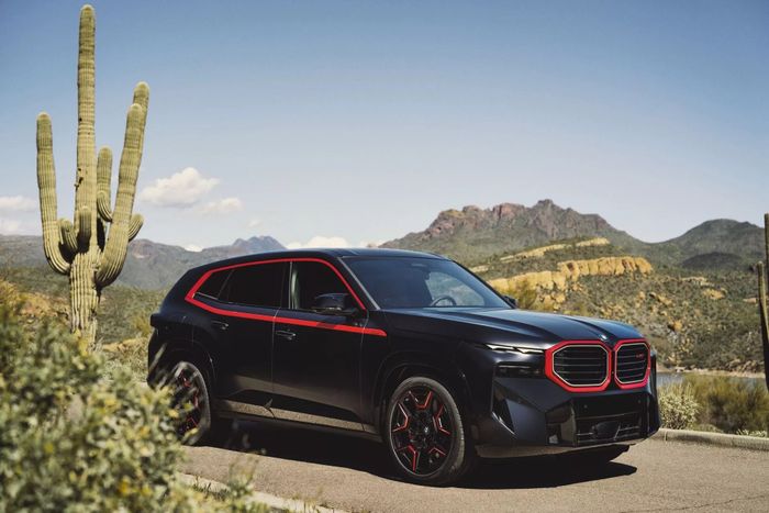 Siêu SUV BMW XM đột ngột có phiên bản giá rẻ song song với phiên bản 'cao cấp' - Ảnh 2.