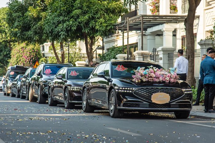 Dàn xe Genesis ấn tượng 'rồng rắn' diễu hành tại Hà Nội: Đặc biệt có cả mẫu G90 2022 và Hyundai Elantra N xuất hiện lần đầu công khai - Ảnh 1.