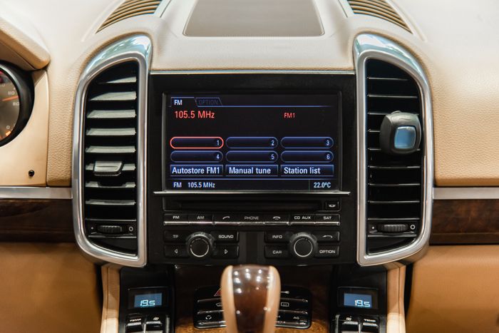 Porsche Cayenne được rao bán giá rẻ hơn Toyota Camry: Xe ở tình trạng hiếm có - Ảnh 9.
