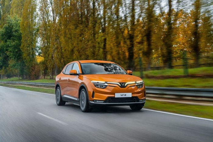Xe điện chiếm 10% doanh số ô tô trên toàn thế giới năm 2022 - Ảnh 1.