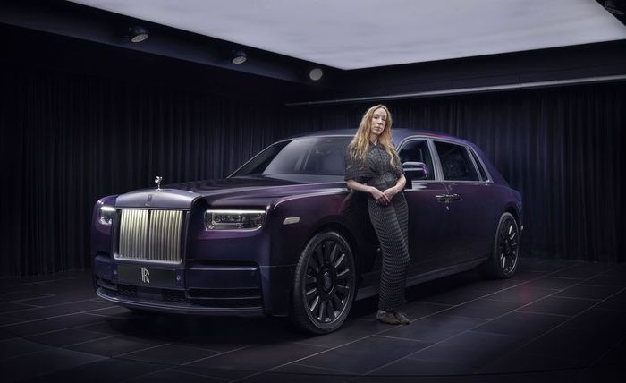 Rolls-Royce đã chọn một nhà thiết kế thời trang để tạo ra chiếc Phantom tinh xảo nhất - Ảnh: Autoevolution