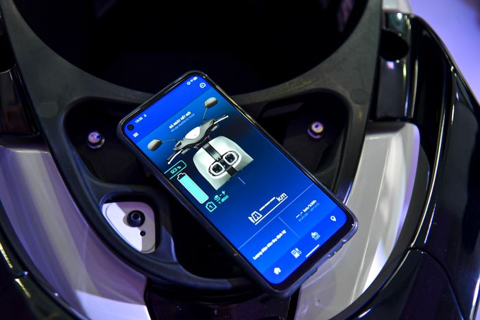 Câu chuyện ẩn sau cánh cổng bí mật của Tesla: Elon Musk sử dụng vốn để thâu tóm công ty, mạnh mẽ đuổi đi hai nhà sáng lập, 'Ông Tesla', người được xem là bậc thầy của ngành công nghiệp xe điện vẫn cảm thấy tiếc nuối vì bị 'người siêu năng lực' đoạt lấy mọi sáng chói - Hình ảnh 1.