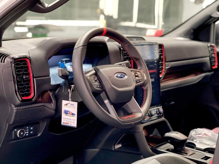 Cửa hàng đại lý đang tiếp nhận đơn đặt hàng Ford Ranger Raptor 2023: Dự kiến ra mắt sau kỳ nghỉ Tết, sử dụng động cơ tương tự như phiên bản Wildtrak - Hình 4.