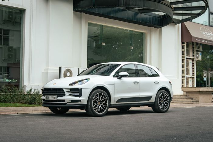 Gia đình 9X Hà Thành lái Macan xuyên Việt: ‘Mua Porsche mà chỉ loanh quanh Hà Nội thì thực sự chán’ - Ảnh 17.