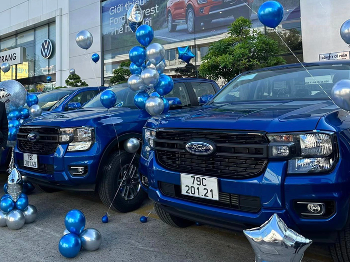 Bỏ ra gần 4 tỷ đồng để tặng xe cho nhân viên, công ty tại Nha Trang gây bất ngờ trên mạng xã hội - Hình ảnh 2.