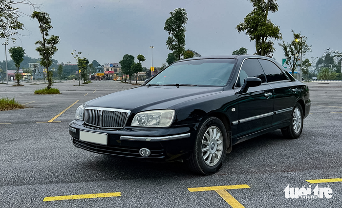 Hyundai XG 300 - Chiếc xe nguyên bản gần 20 năm vẫn được trang bị đầy đủ tính năng như ghế massage, cửa sổ trời - Ảnh 1.