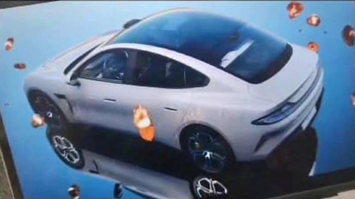 Xiaomi tiết lộ hình ảnh xe điện đầu tiên: Thiết kế giống McLaren, vẻ thể thao như Lamborghini - Hình 2.