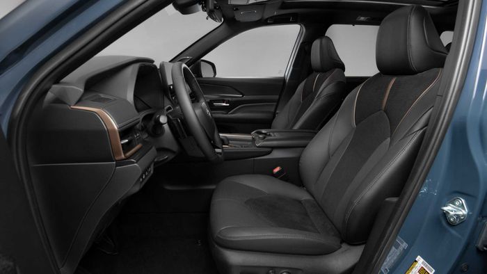 Toyota Grand Highlander ra mắt chính thức - Ảnh 16.