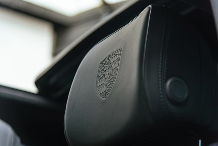 Gia đình 9X Hà Thành lái Macan xuyên Việt: ‘Mua Porsche mà chỉ loanh quanh Hà Nội thì rất chán’ - Ảnh 10.
