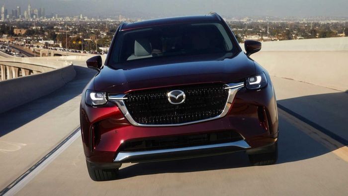 Mazda CX-90 2024 chính thức ra mắt: Động cơ mạnh mẽ, hướng tới phân khúc xe sang - Ảnh 6.
