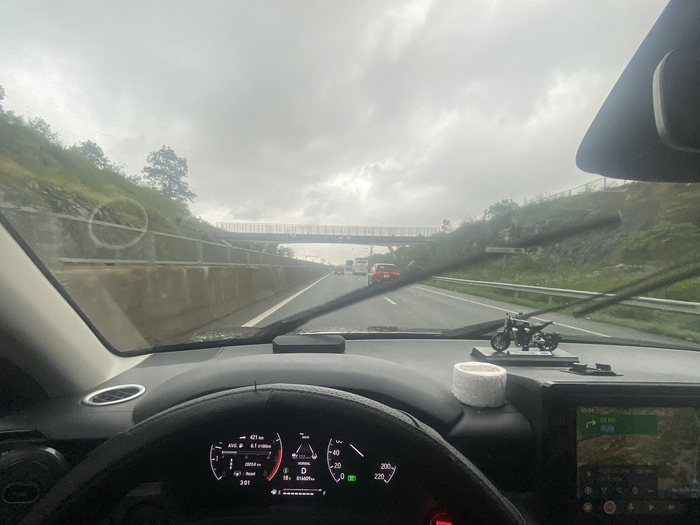 Tôi chuyển từ Mazda3 sang Honda HR-V, lái xe 3.800 km trong 7 ngày và phát hiện nó gây ồn không chịu được, nhưng mỗi ngày đi lại càng thấy thú vị hơn - Hình 8.