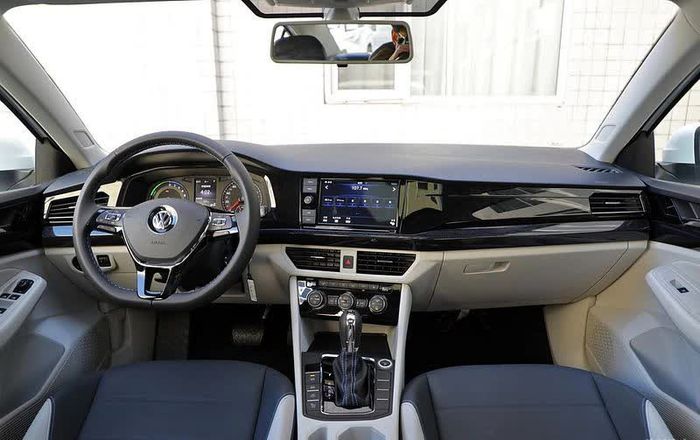 Xe điện Volkswagen cho thị trường Trung Quốc bất ngờ xuất hiện tại Việt Nam - Ảnh 3.