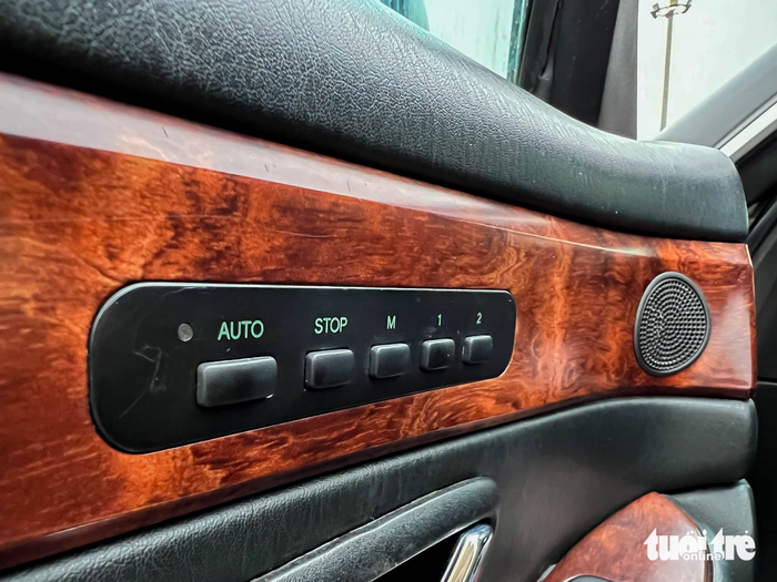 Hyundai XG 300 - Chiếc xe nguyên bản gần 20 năm vẫn được trang bị đầy đủ tính năng như ghế massage, cửa sổ trời - Ảnh 12.