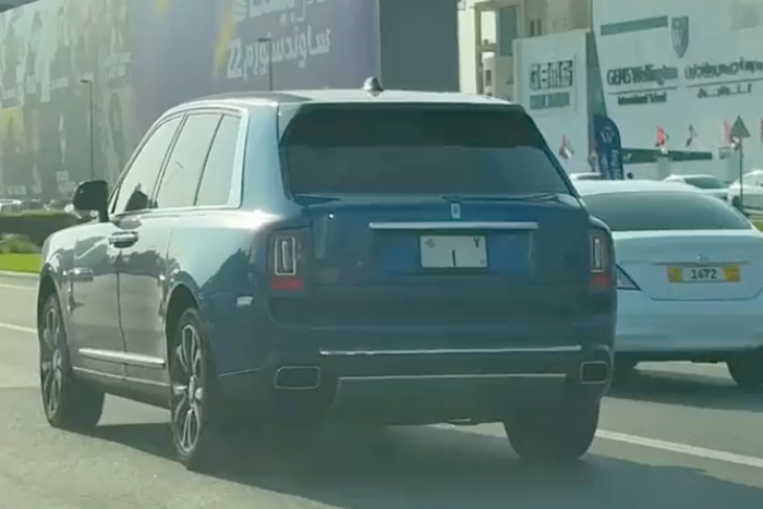Biển số xe đắt nhất thế giới vừa được bán thành công tại Dubai - Ảnh 3.