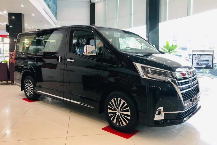 Danh sách các dòng xe rút khỏi thị trường Việt Nam trong năm 2022: Nhiều mẫu từng được ưa chuộng nhất trong phân khúc - Ảnh 5.