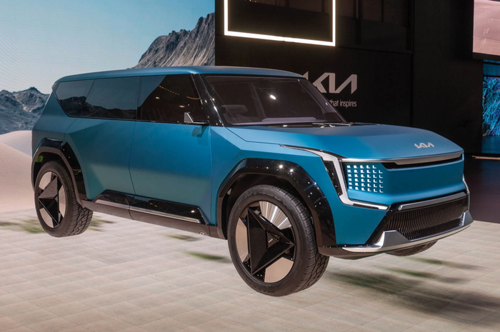 Kia Carnival sắp có phiên bản mới với sự thay đổi lớn trong thiết kế: Chi tiết tương tự mẫu xe tương lai EV9 - Ảnh 2.