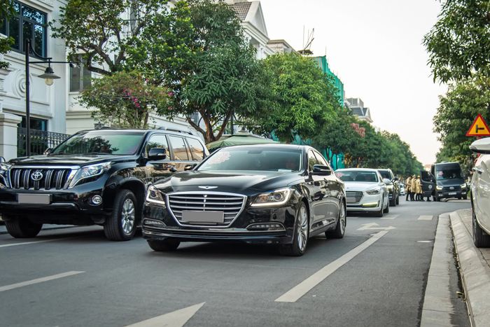 Dàn xe Genesis đình đám tại Hà Nội: Bao gồm cả G90 2022 và Hyundai Elantra N lần đầu tiên xuất hiện công khai - Ảnh 7.