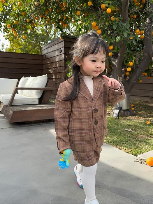 Con gái nhà Cường Đô La 'xịn xò' không kém: Chưa đầy 3 tuổi đã sang Mỹ 'du học', thậm chí còn có CEO nổi tiếng làm tài xế riêng - Ảnh 2.
