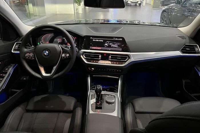 Xem chi tiết BMW 3 Series lắp ráp: Nâng cấp nhiều trang bị từ phiên bản tiêu chuẩn, giá chỉ từ 815 triệu đồng - Hình 14.