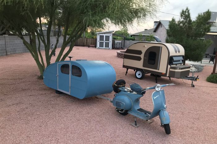 Biến đổi xe Vespa để kéo theo 'nhà' làm từ... chất liệu nhẹ nhàng - Ảnh 9.