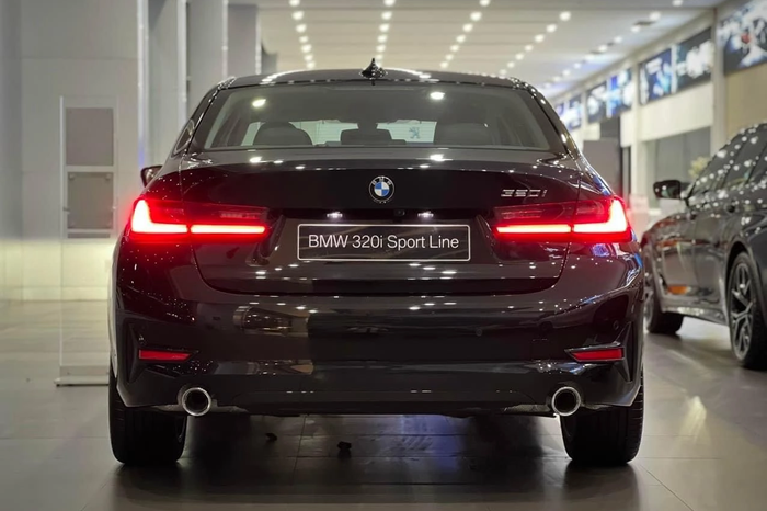 Xem chi tiết BMW 3 Series lắp ráp: Nâng cấp nhiều trang bị từ phiên bản tiêu chuẩn, giá chỉ từ 815 triệu đồng - Hình 17.