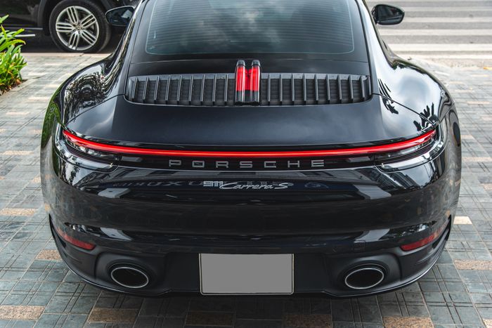 Người mê xe Việt lỗ 2 tỷ vì các tùy chọn sau 4.000 km với Porsche 911 Carrera S - Ảnh 4.