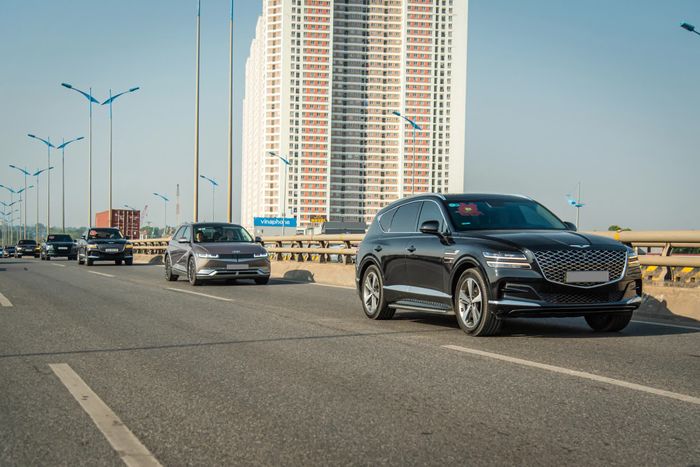 Dàn xe Genesis đình đám tại Hà Nội: Có cả G90 2022 và Hyundai Elantra N lần đầu tiên xuất hiện công khai - Ảnh 14.