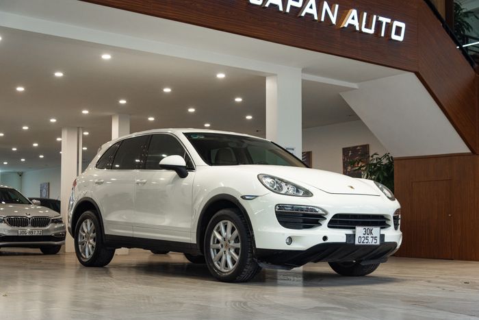 Porsche Cayenne được rao bán với giá rẻ hơn Toyota Camry: Xe thuộc loại hiếm - Ảnh 16.