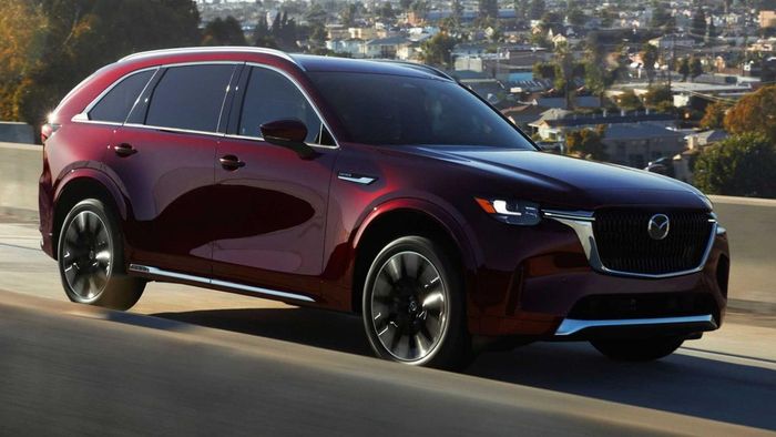 Mazda CX-90 2024 chính thức ra mắt: Động cơ mạnh mẽ, nhắm tới phân khúc xe sang - Ảnh 3.