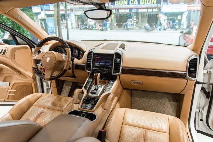 Porsche Cayenne được rao bán giá rẻ hơn Toyota Camry: Xe ở tình trạng hiếm có - Ảnh 7.