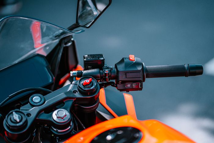 Xuất hiện KTM RC 390 tại Việt Nam: Giá chỉ 209 triệu đồng, trang bị nhiều công nghệ cao cấp - Hình 8.