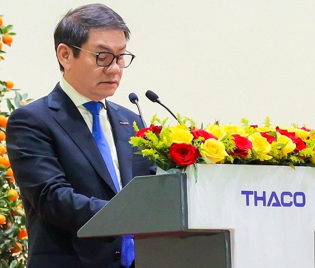 Tỷ phú Trần Bá Dương muốn thanh lý toàn bộ 120.000 chiếc xe hơi trong năm nay - Hình ảnh 1.