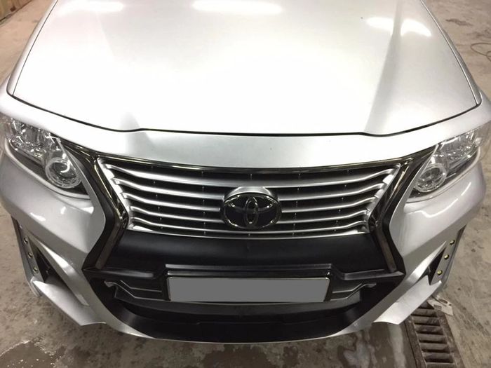 Độ xe Toyota Fortuner cũ thành phong cách Lexus nhưng trông có vẻ... khác lạ - Ảnh 5.