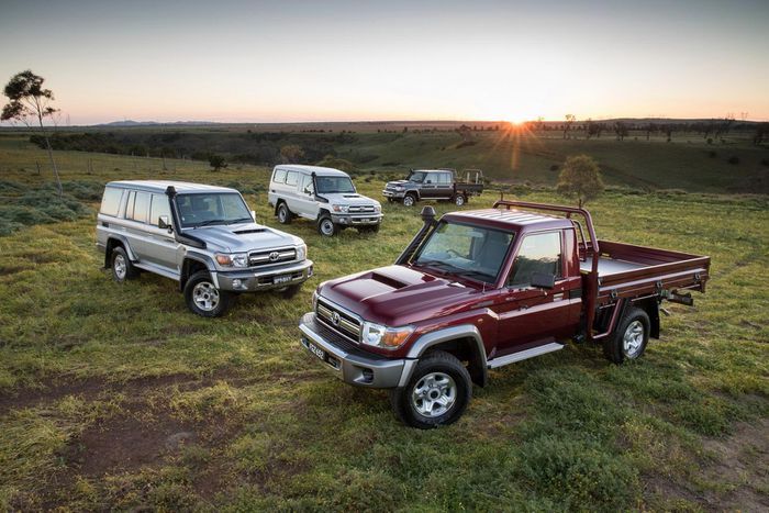 Dòng xe Land Cruiser, Camry và nhiều mẫu xe hot của Toyota đều gặp tình trạng hết hàng nhưng số lượng khách đặt cọc lại rất ít, phải chờ đợi tận 2 năm - Ảnh 2.