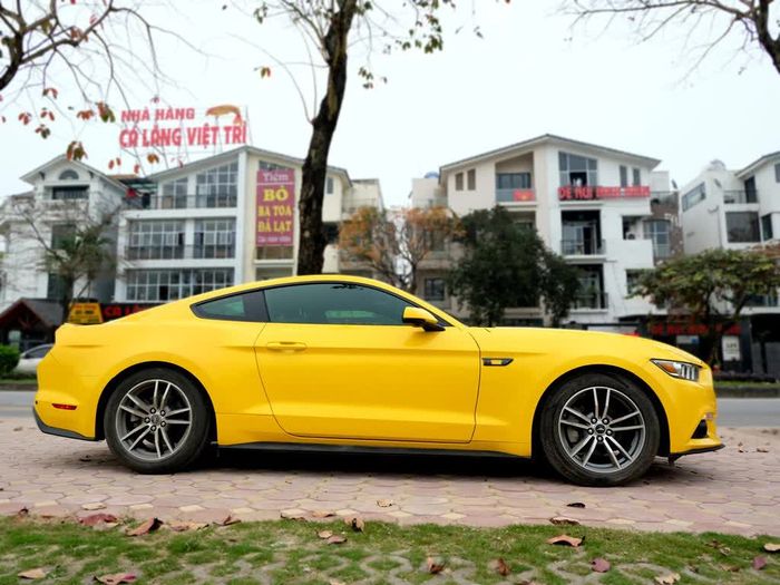 Dân chơi Hà Nội đang bán cặp Ford Mustang và BMW i8 cùng biển số 'khủng' với giá 5,9 tỷ đồng - Ảnh 6.
