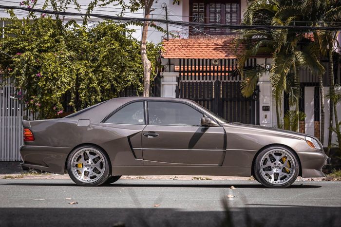Dân chơi ở Nha Trang tái tạo Mercedes-Benz S500 Coupe 1999: Bỏ hàng tỉ đồng, mất hơn 1 năm - Hình ảnh 1.