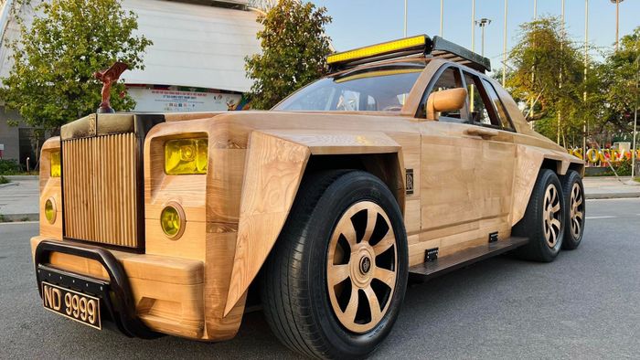 Bố ở Bắc Ninh tự làm chiếc Rolls-Royce 6 bánh độc đáo để chở con trai đi chơi: Dài hơn cả Kia Morning, chi phí trên 300 triệu đồng - Ảnh 4.