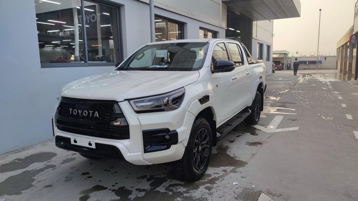 Toyota Hilux GR Sport - Hình ảnh số 1.