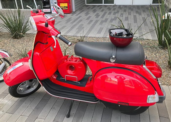 Biến đổi xe Vespa để kéo theo 'nhà' làm từ... chất liệu nhẹ nhàng - Ảnh 11.