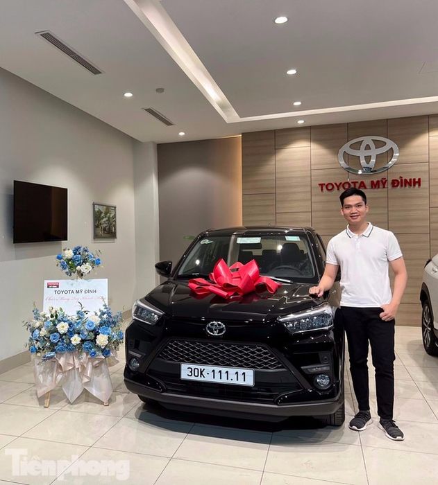Bán Toyota Raize với biển số ngũ quý ở Hà Nội - Ảnh 1.