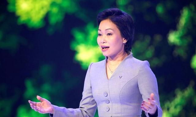 Chân dung “nữ tướng” ngành ô tô Việt “thách thức” đối thủ lớn Elon Musk - Ảnh 4.